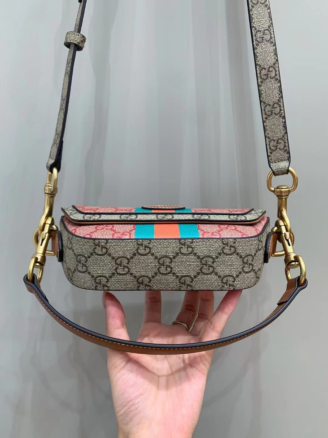 Gucci Shoulder Bag view 6