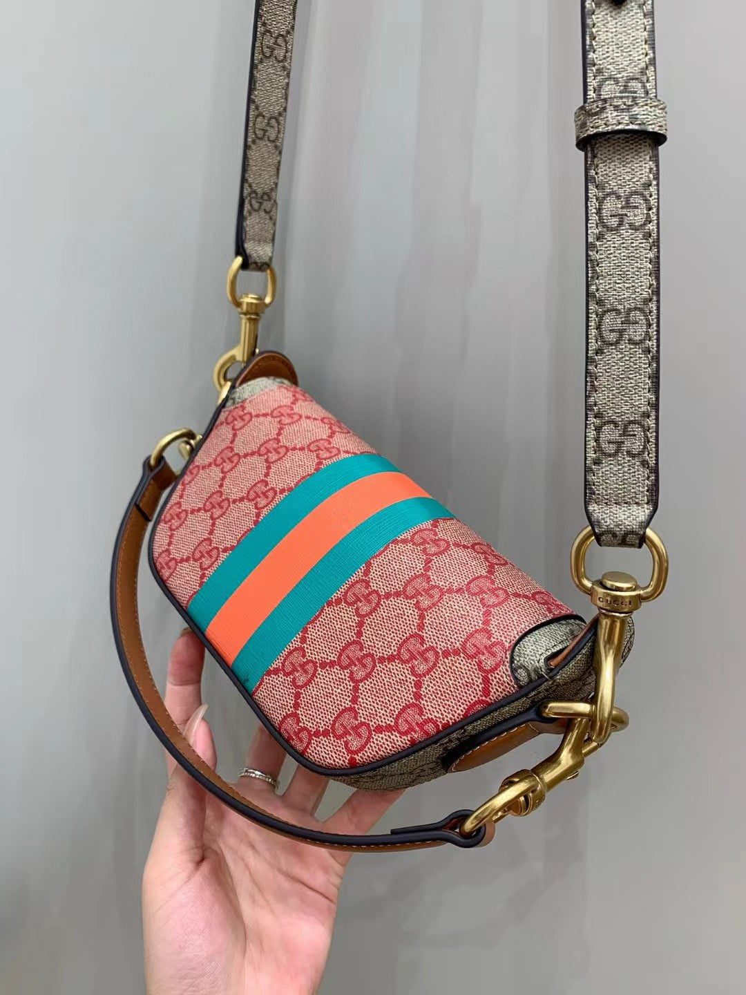 Gucci Shoulder Bag view 9