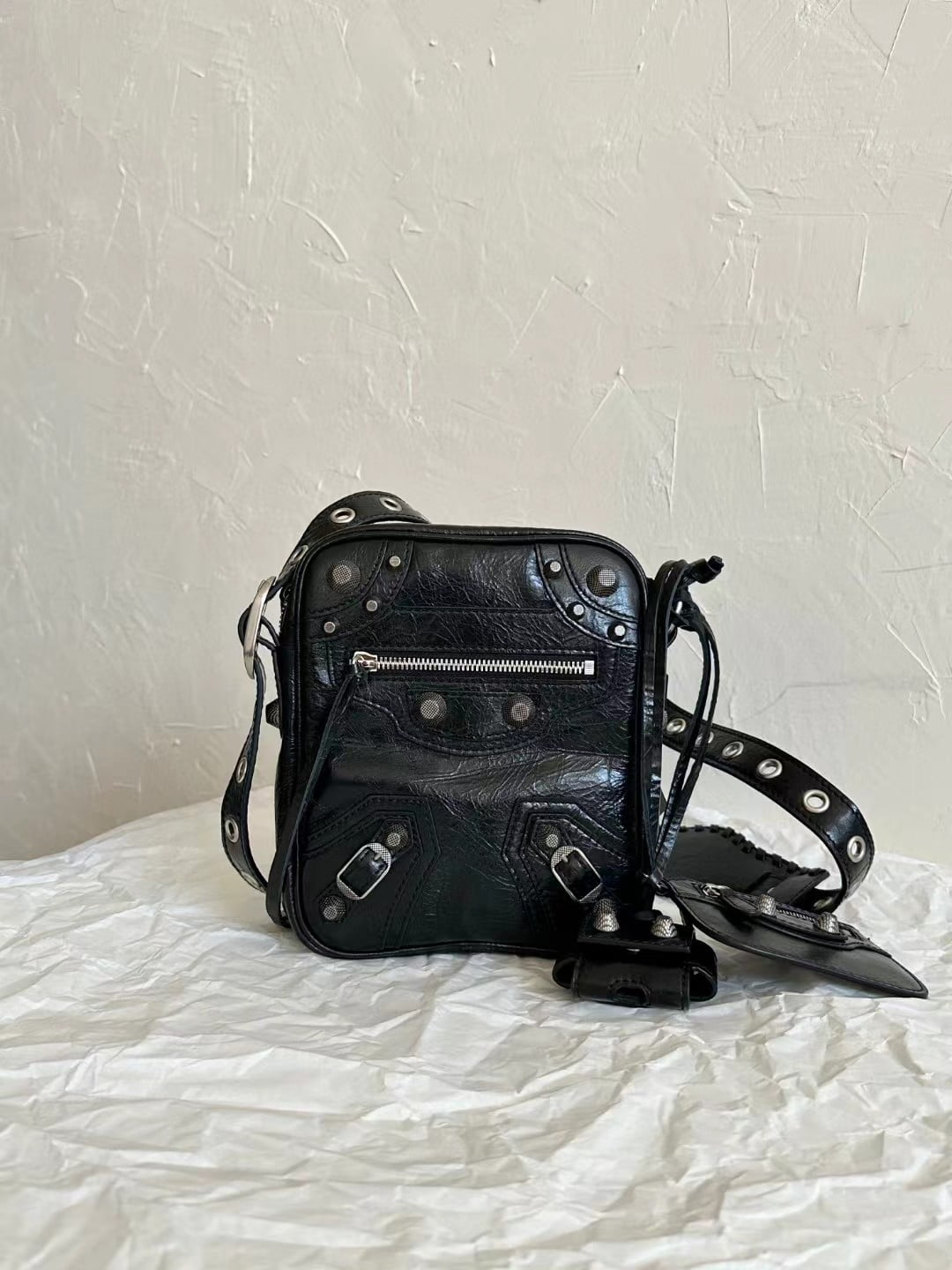 Balenciaga Le Cagole Camera Bag view 2