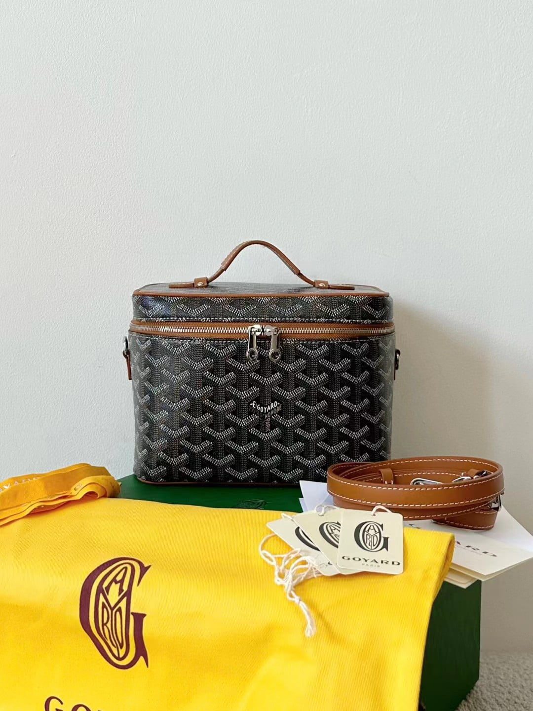 Goyard Muse Vanity Case view 1