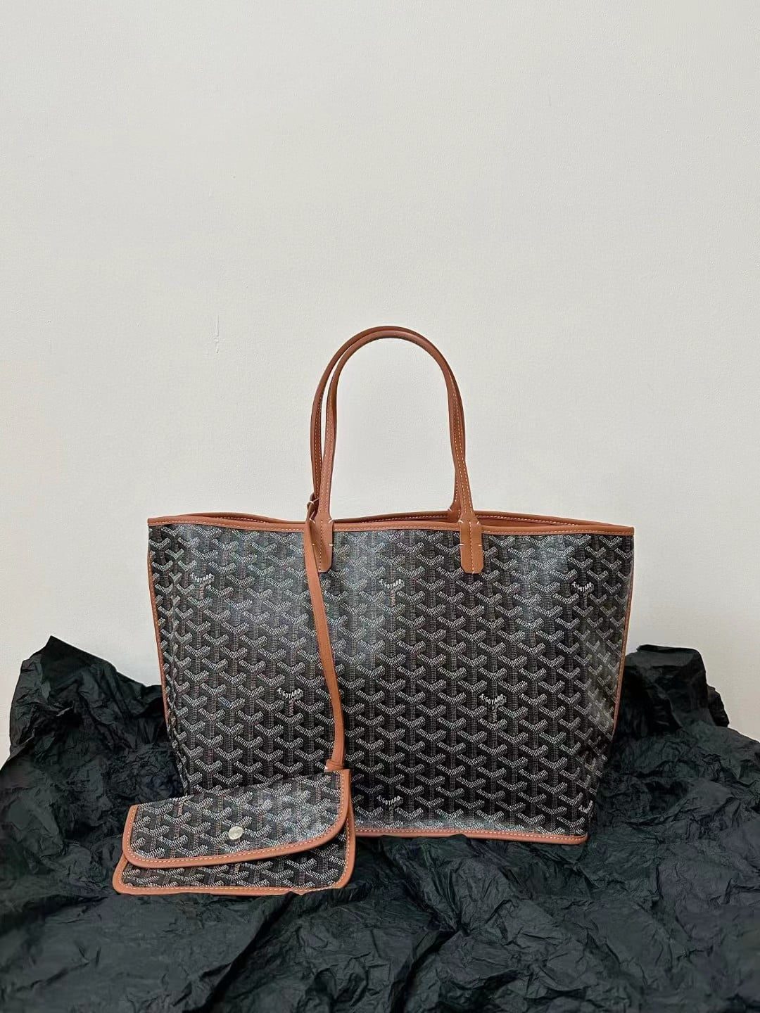 Goyard Anjou GM Bag Reversible view 1
