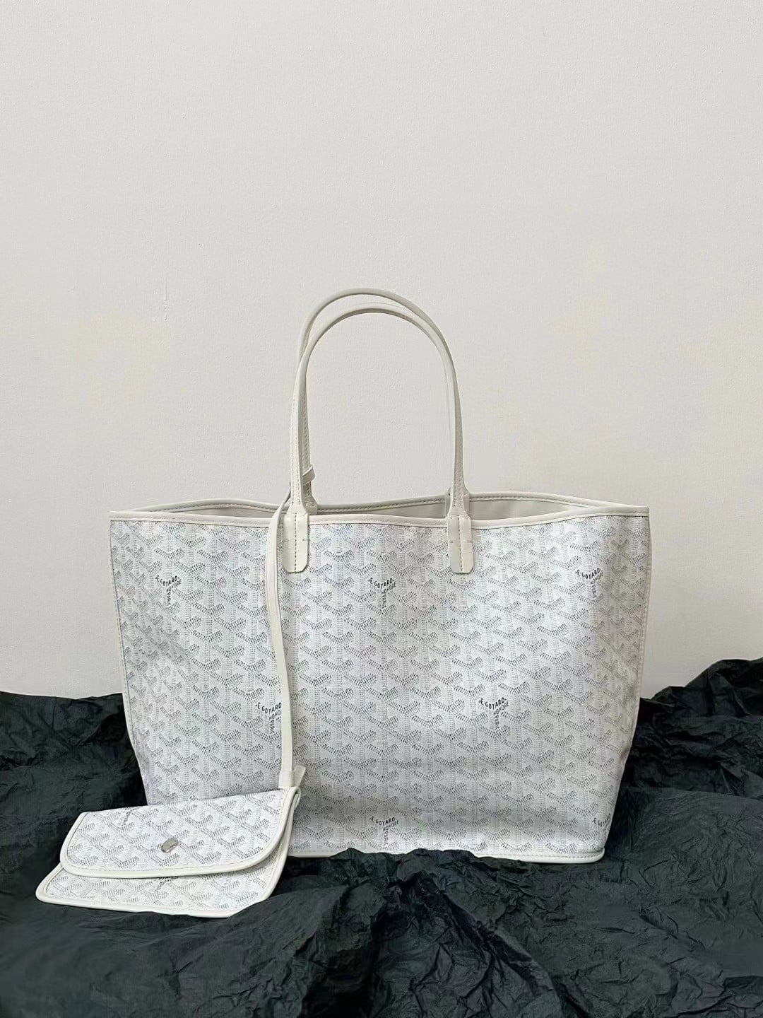 Goyard Anjou GM Bag Reversible view 11