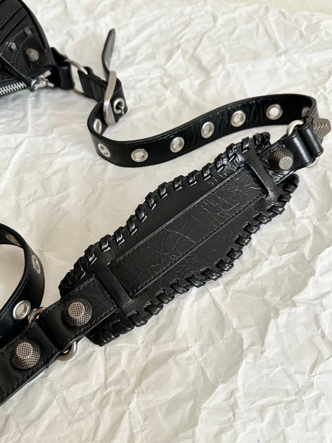 Balenciaga Le Cagole Shoulder Bag view 12