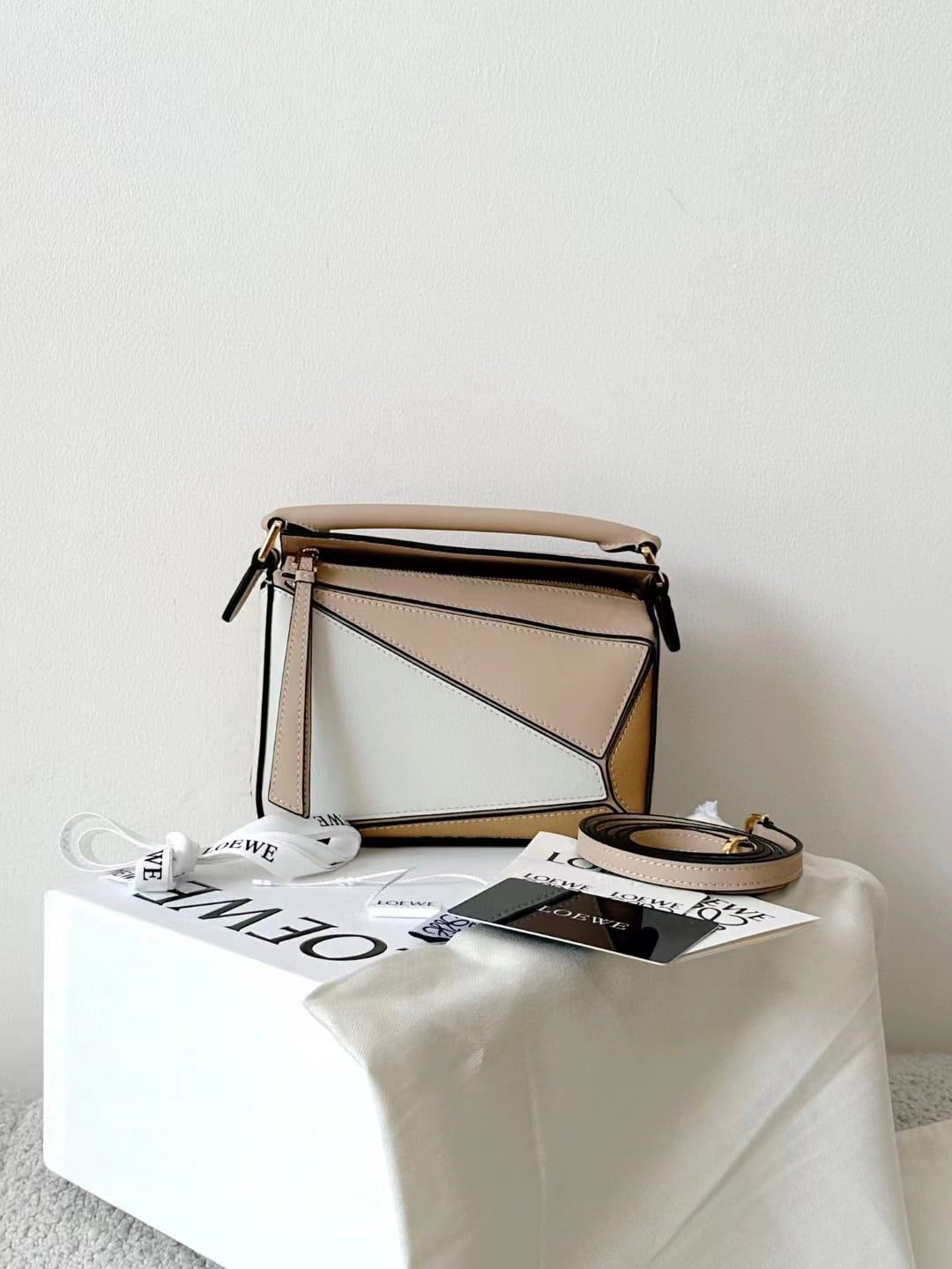 Loewe Puzzle Bag view 1