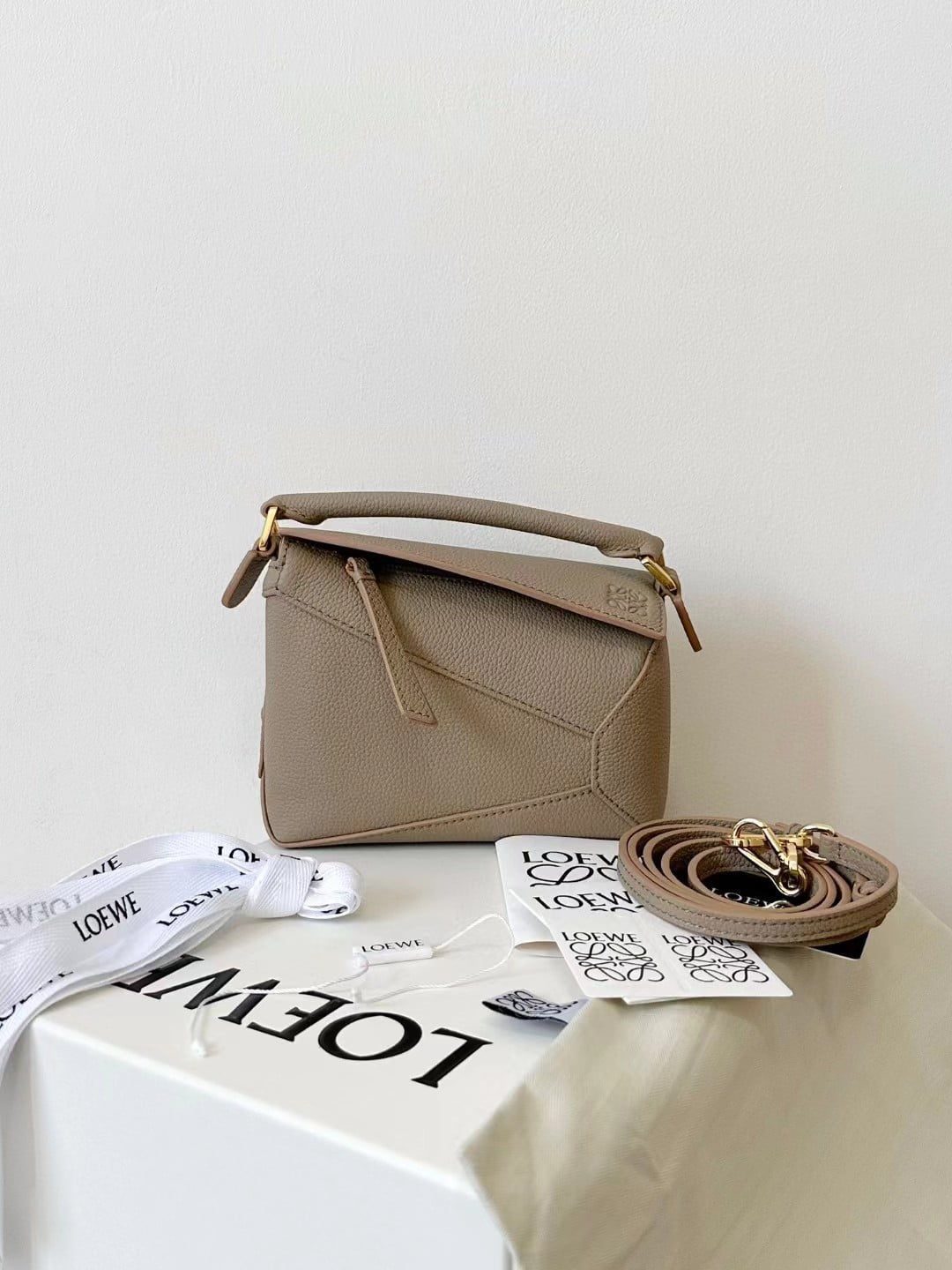 Loewe Puzzle Bag view 12