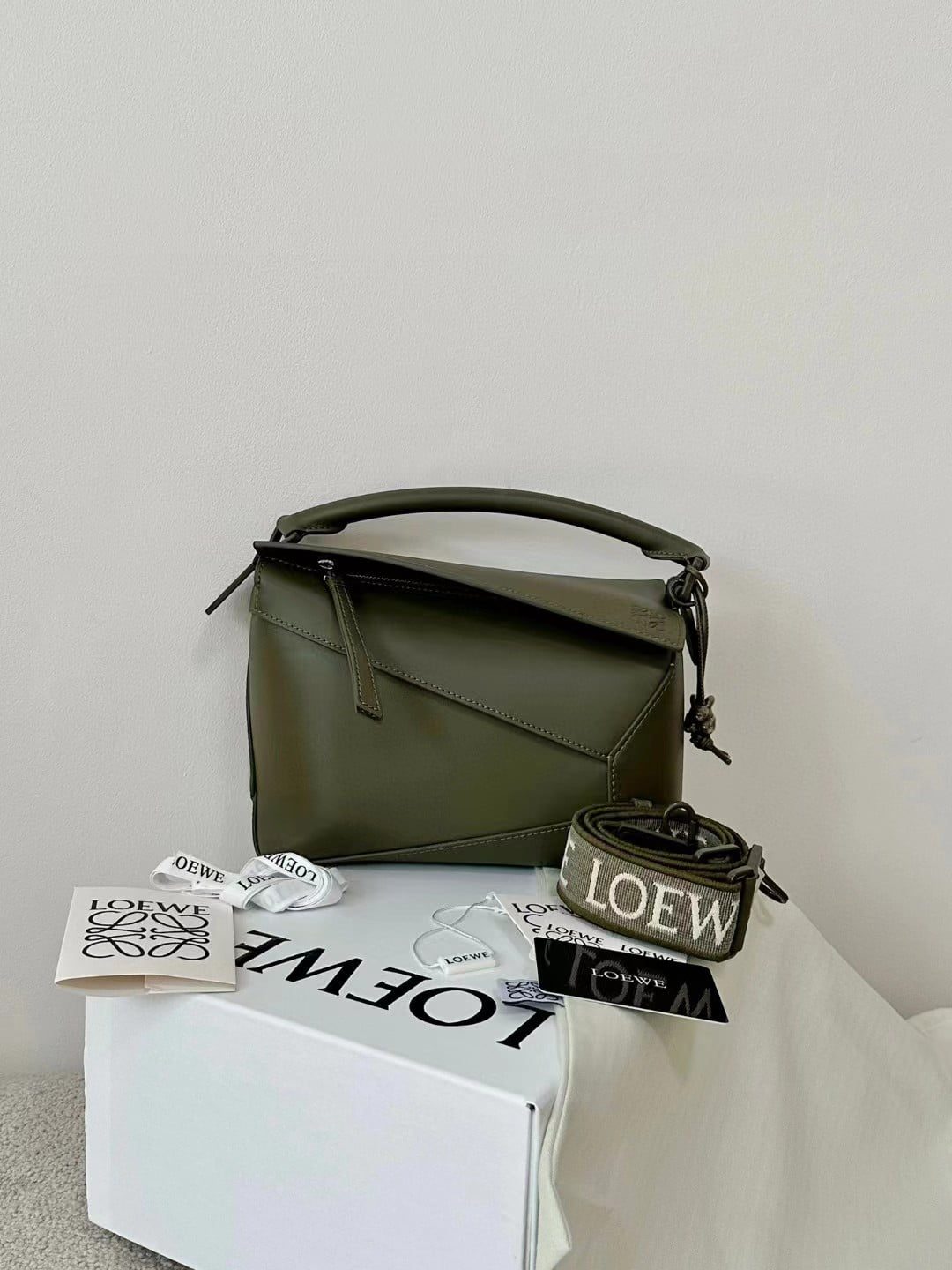 Loewe Puzzle Bag view 5