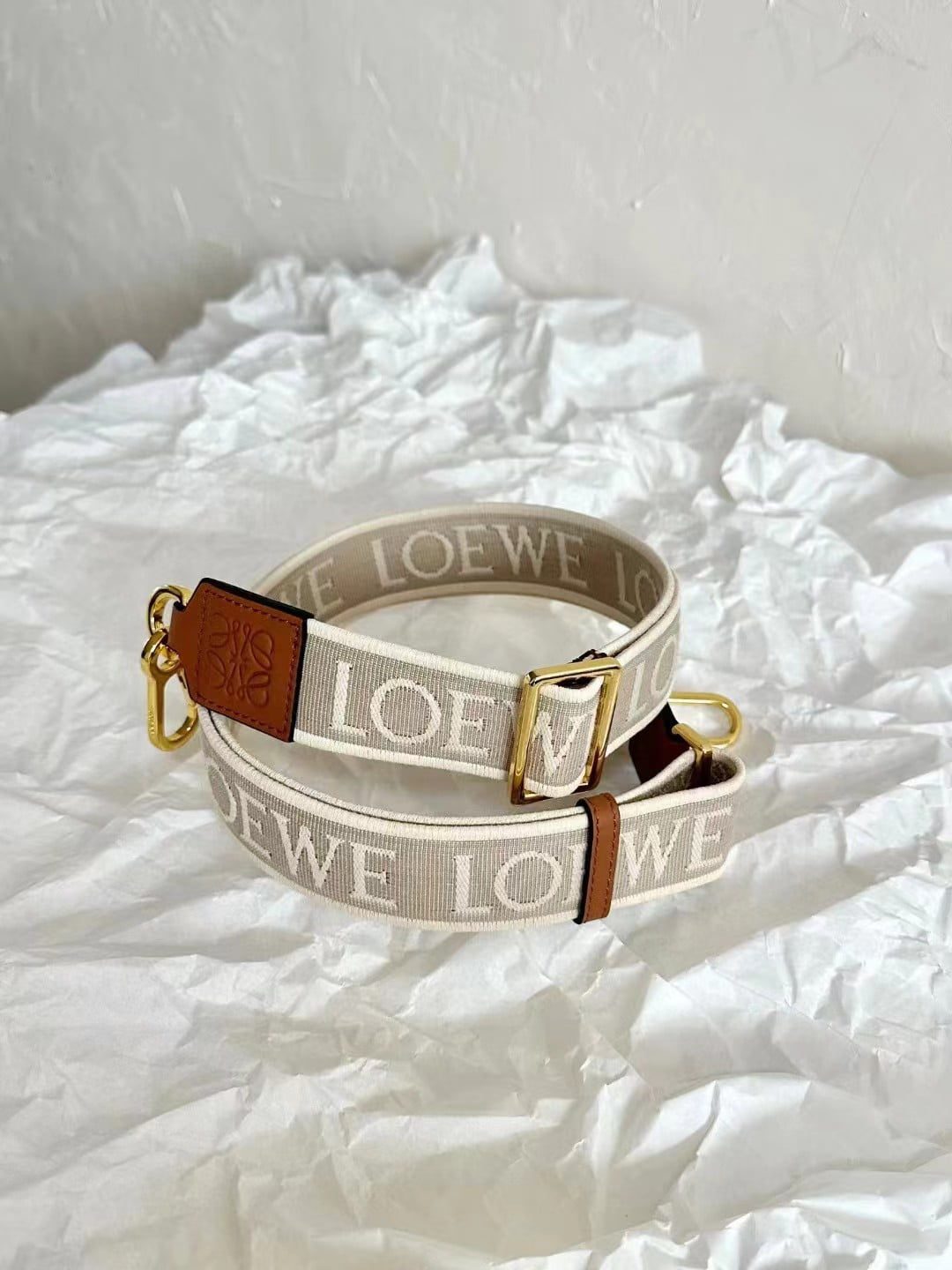 Loewe Anagram Strap in jacquard and calfskin view 3