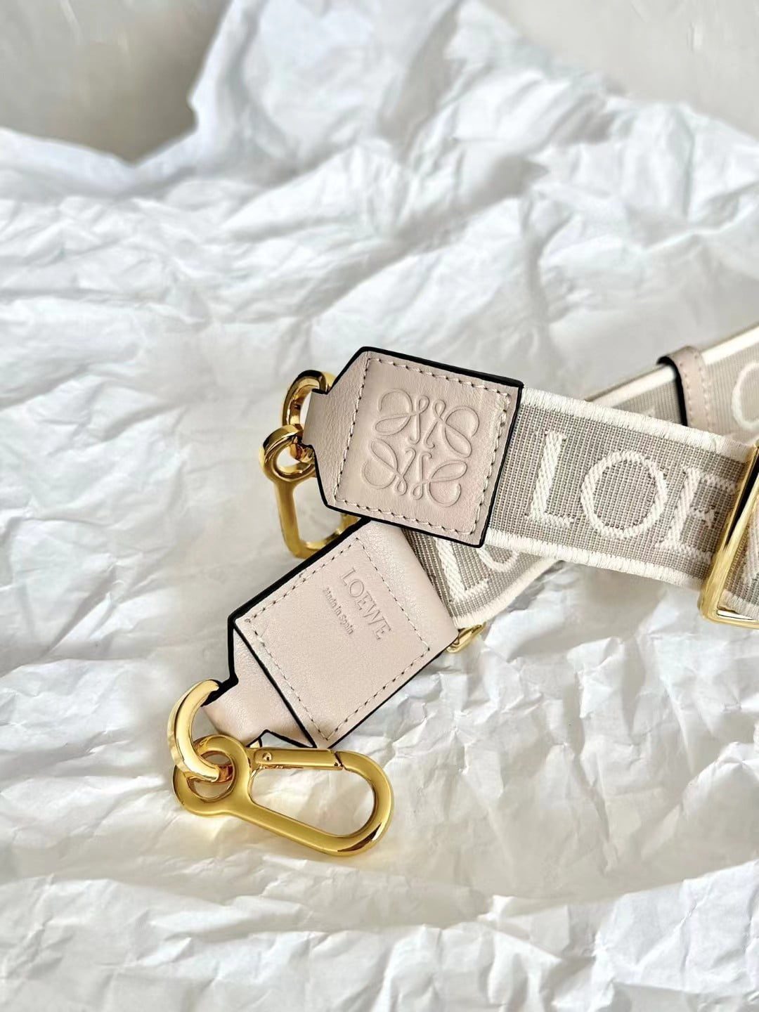 Loewe Anagram Strap in jacquard and calfskin view 9