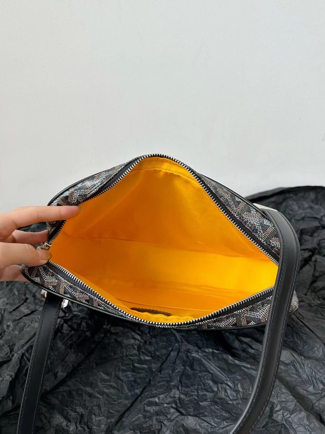 Goyard Shoulder Bag view 14