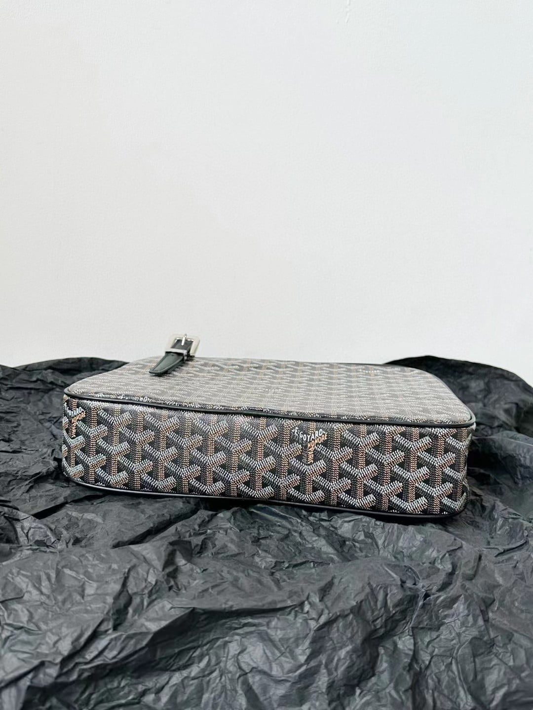 Goyard Shoulder Bag view 9