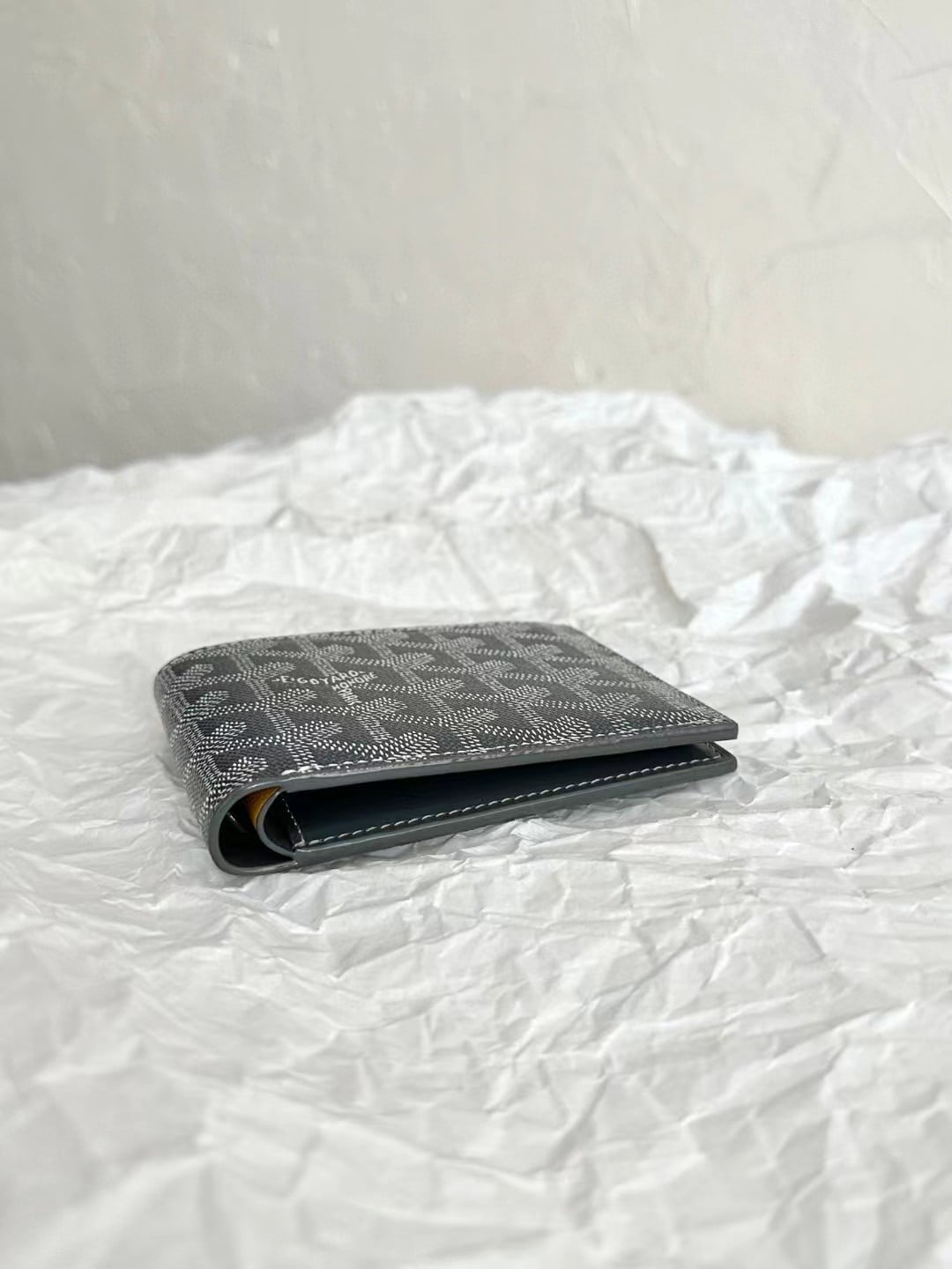 Goyard Victoire Wallet view 11