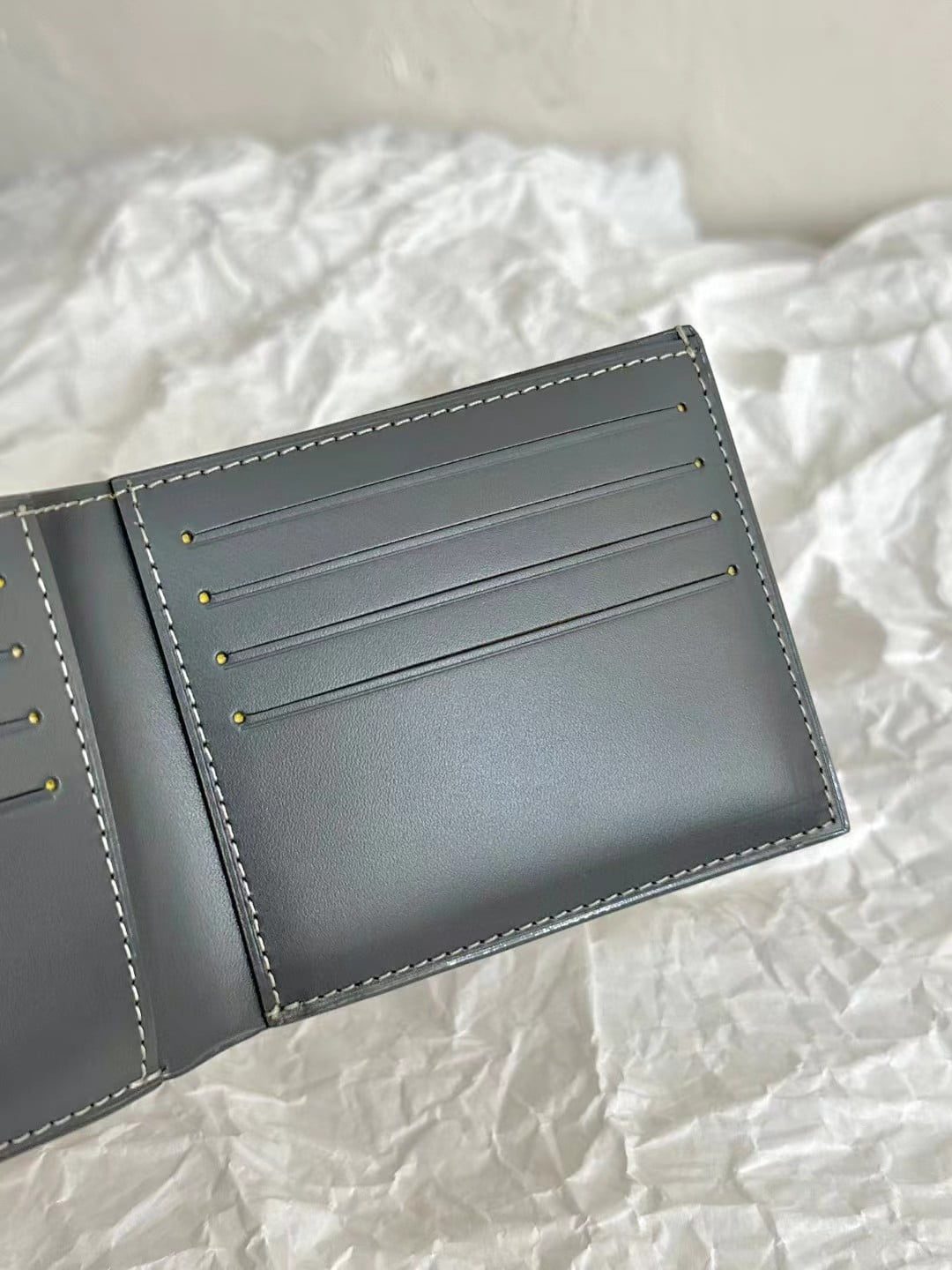 Goyard Victoire Wallet view 8