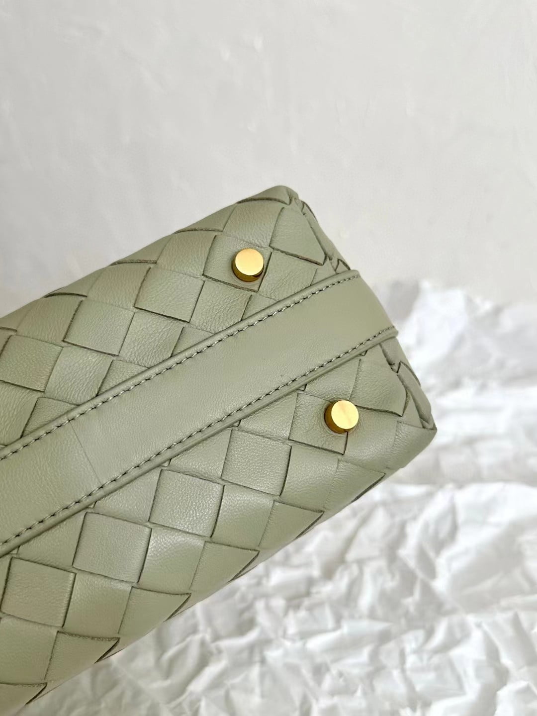 Bottega Veneta Mini Wallace view 11