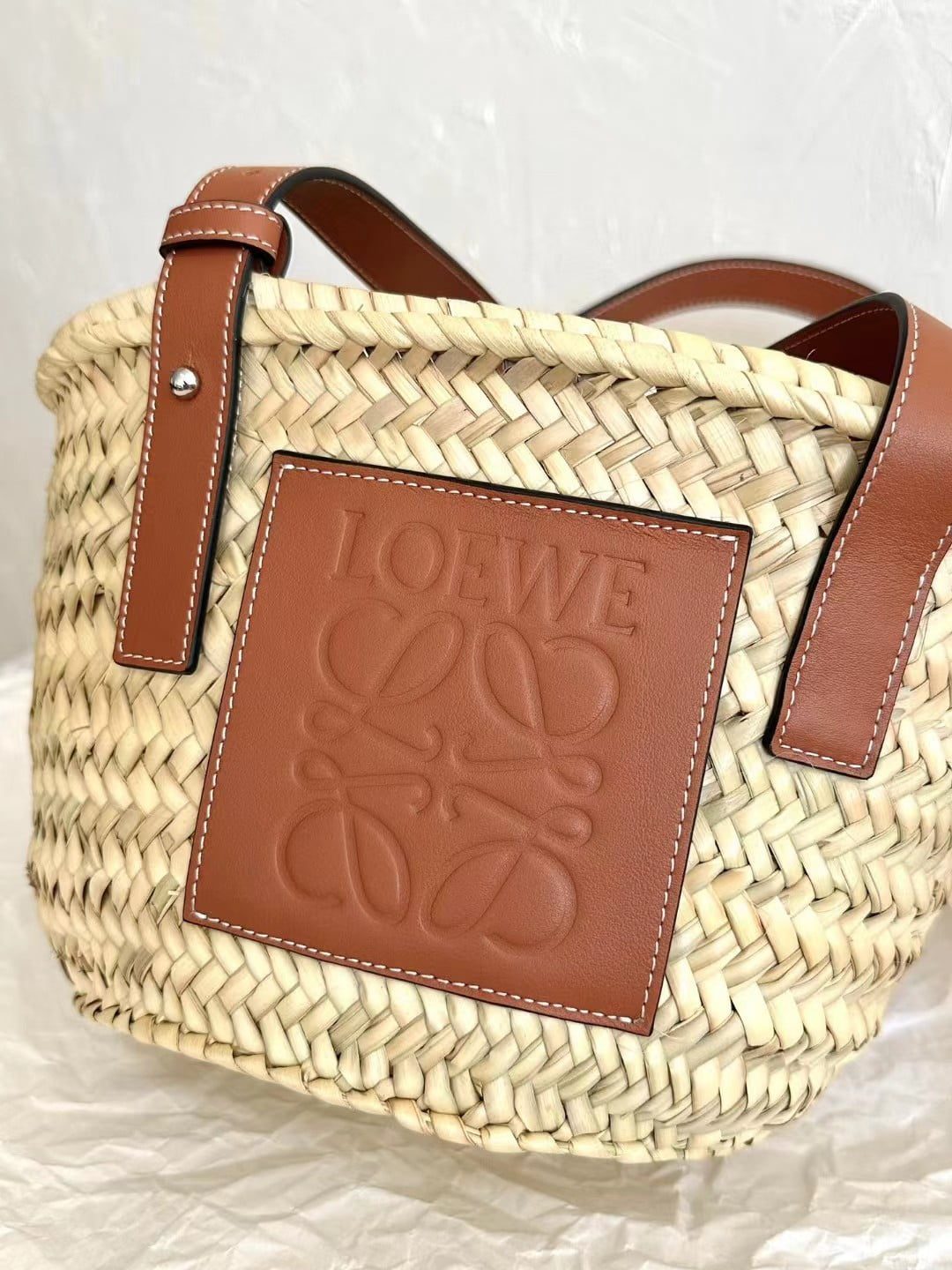 Loewe Small Basket Bag in raffia and calfskin view 3