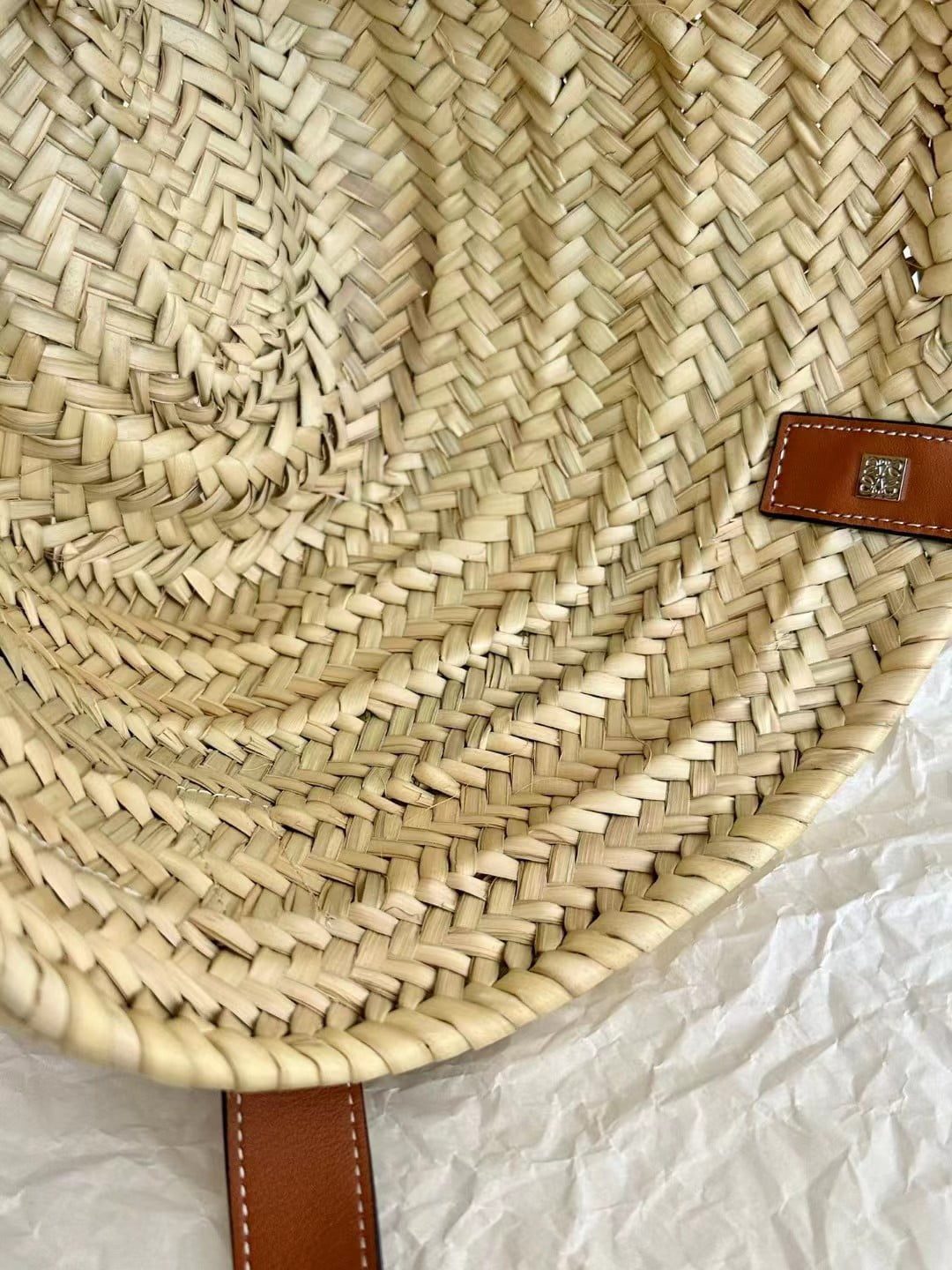 Loewe Small Basket Bag in raffia and calfskin view 6