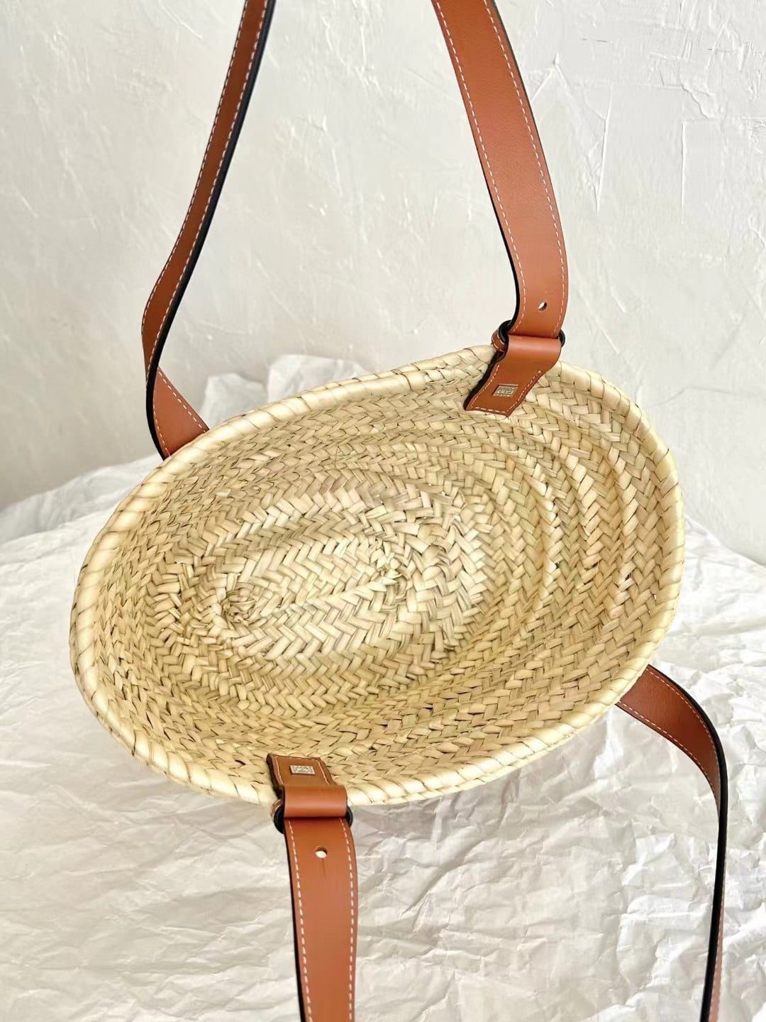 Loewe Small Basket Bag in raffia and calfskin view 7