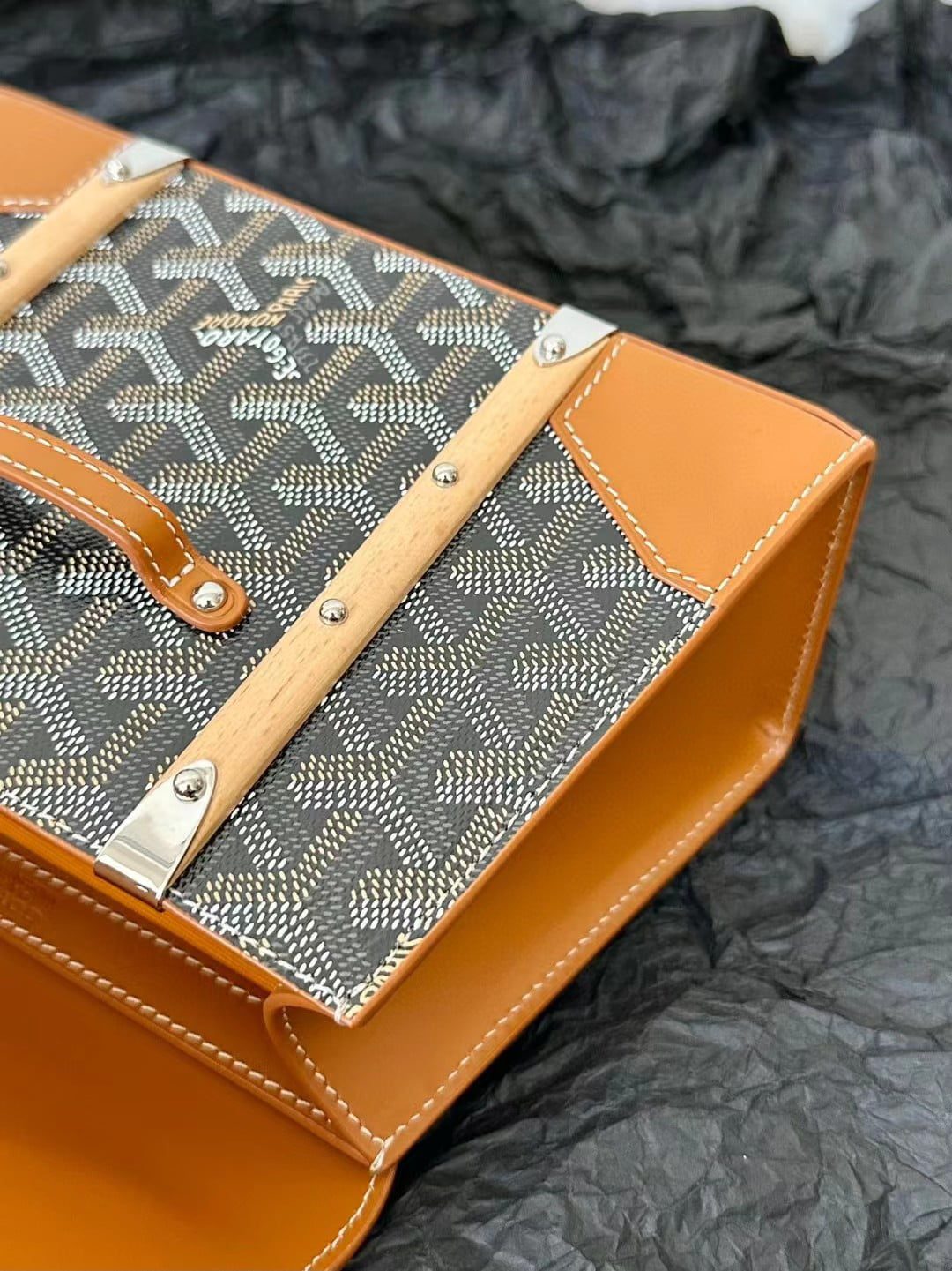 Goyard Saigon Bag view 8