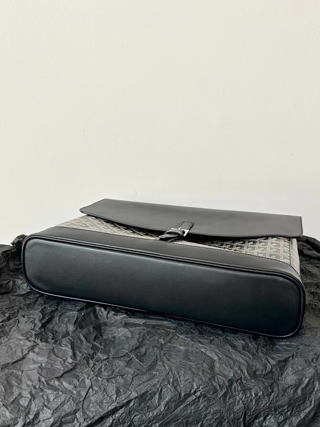 Goyard Citadin PM Messenger Bag view 12