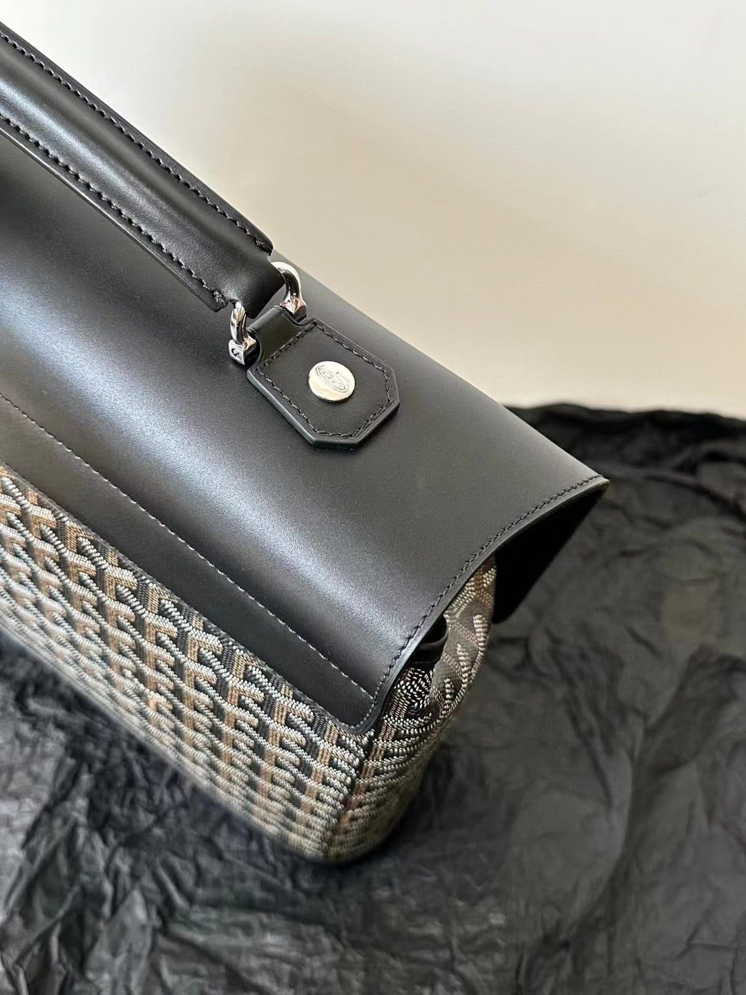 Goyard Citadin PM Messenger Bag view 14