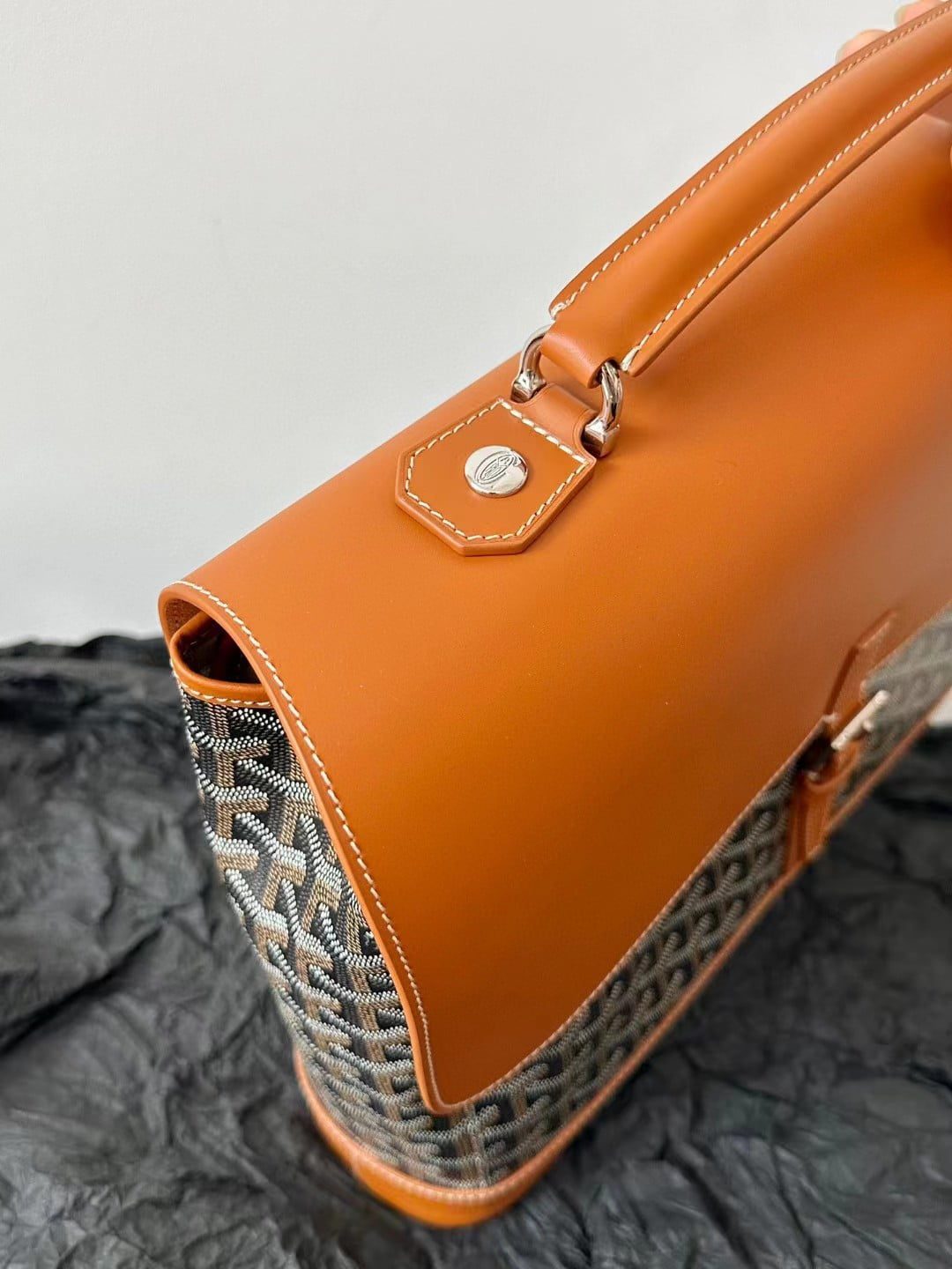 Goyard Citadin PM Messenger Bag view 5
