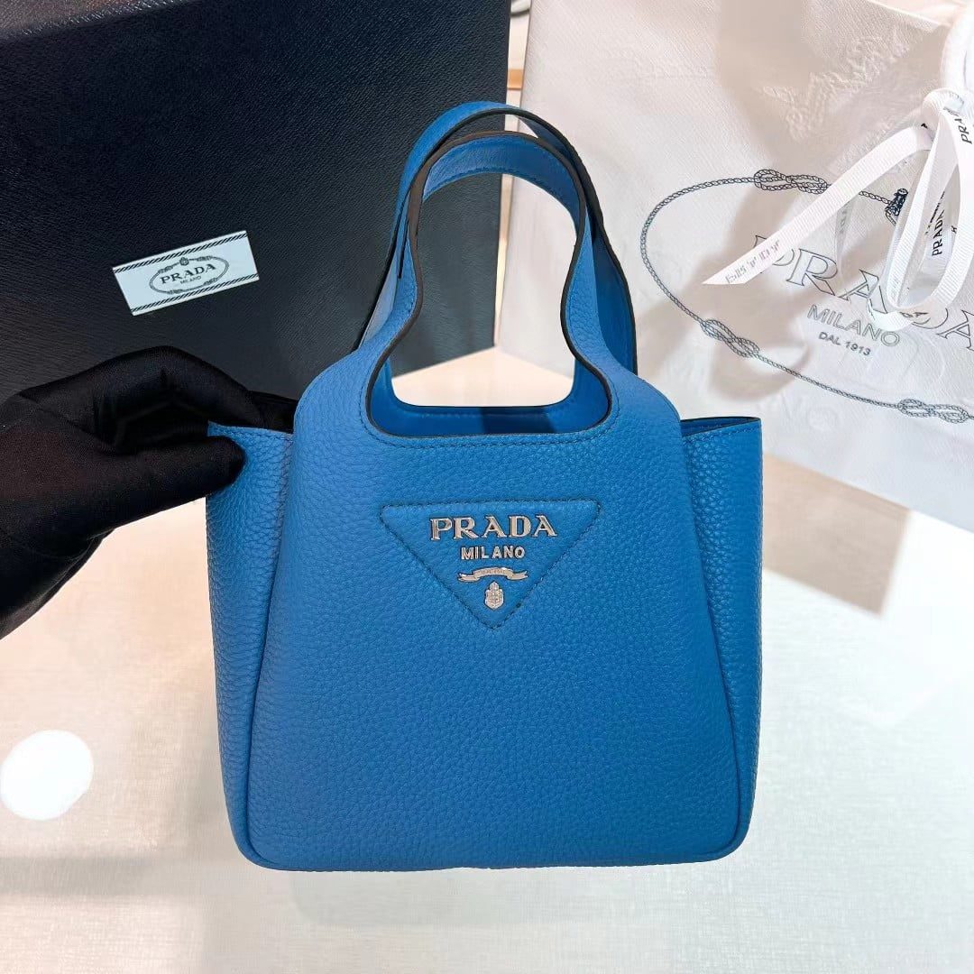 Prada Leather Tote Bag 1BG335 view 5