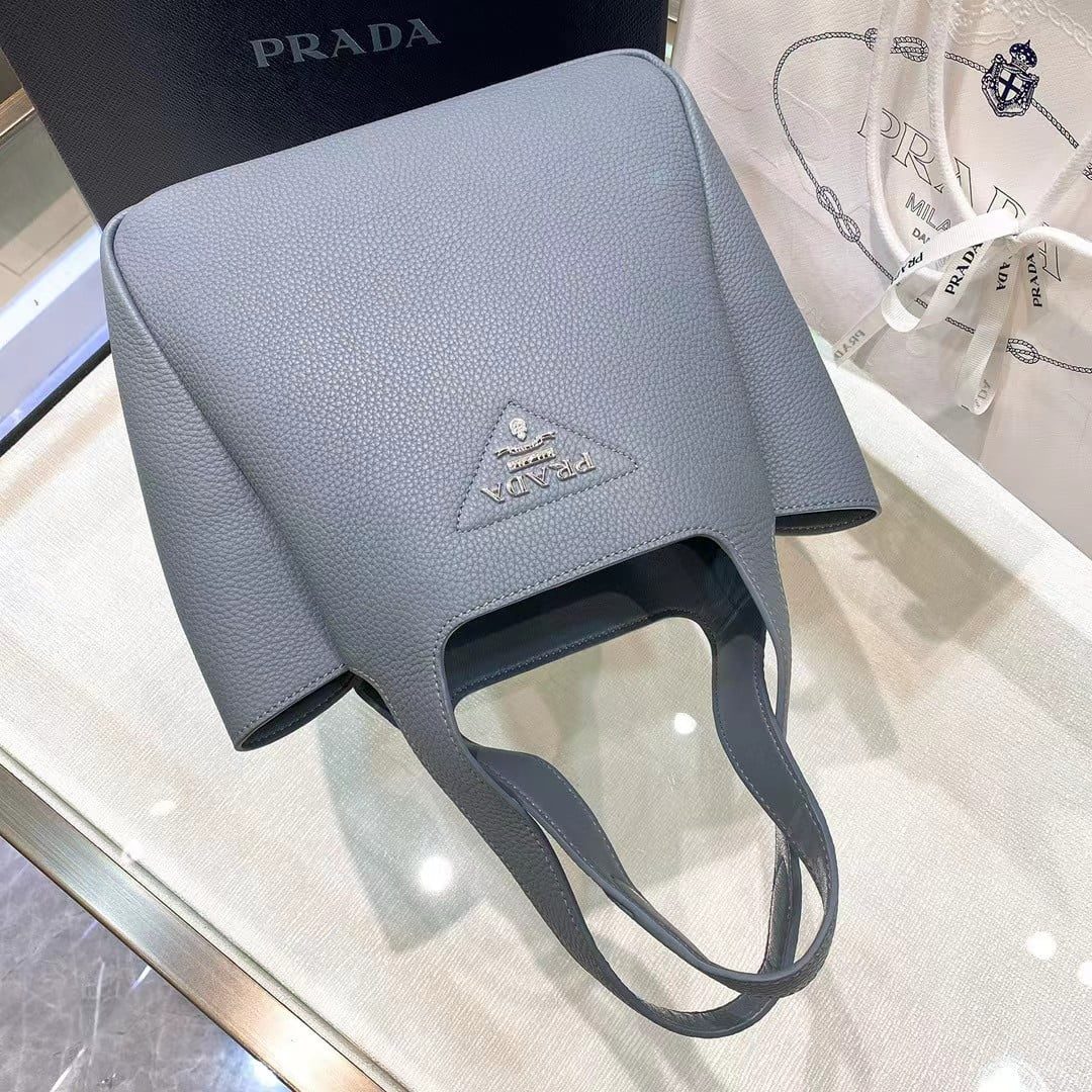 Prada Leather Tote Bag 1BG335 view 12