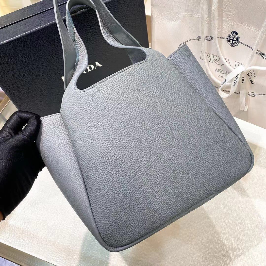 Prada Leather Tote Bag 1BG335 view 9