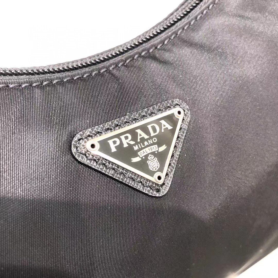 Prada Re-Nylon Re-Edition 2000 Mini Bag 1NE515 view 19