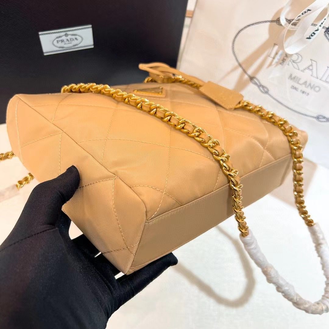 Prada Re-Edition 1995 Bag 1BG468 view 7