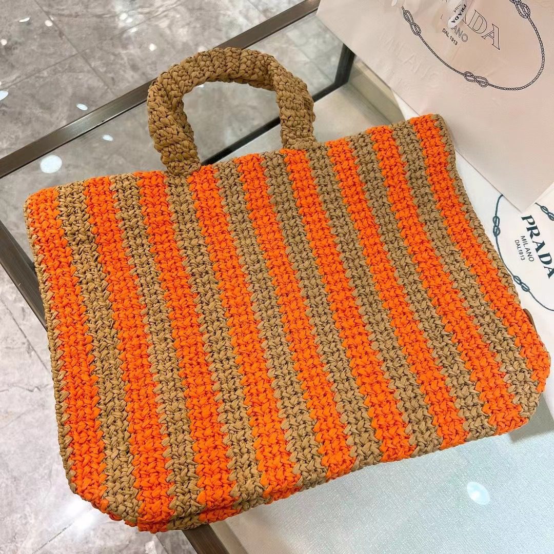 Prada Crochet Tote Bag 1BG392 view 4