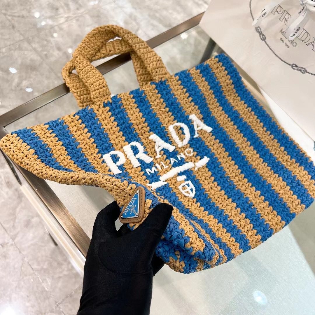 Prada Crochet Tote Bag 1BG392 view 4