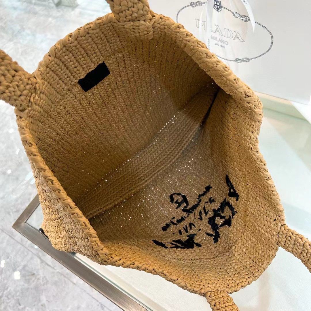 Prada Crochet Tote Bag 1BG392 view 8