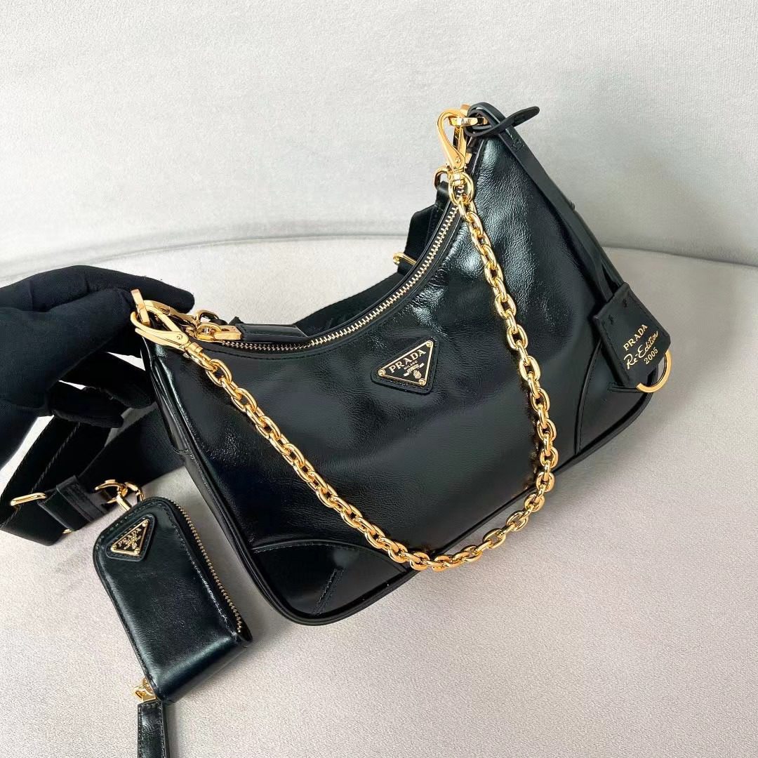 Prada Re-Edition 2005 Leather Bag 1BH204 view 2