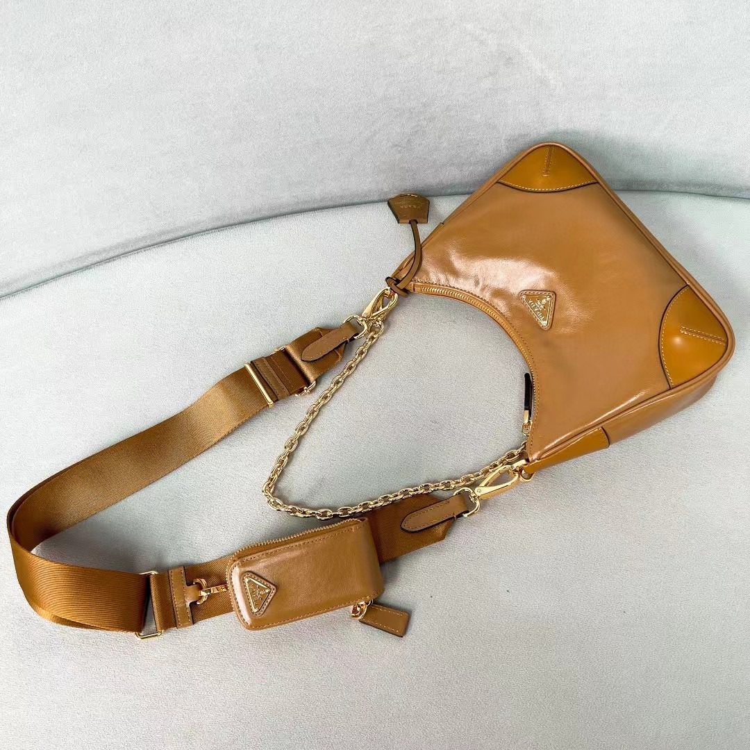 Prada Re-Edition 2005 Leather Bag 1BH204 view 5