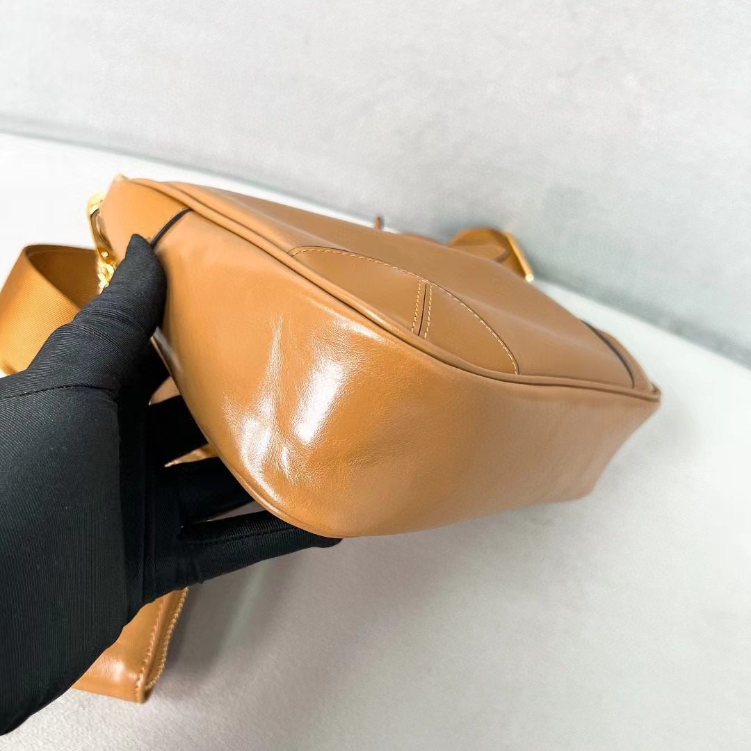 Prada Re-Edition 2005 Leather Bag 1BH204 view 7
