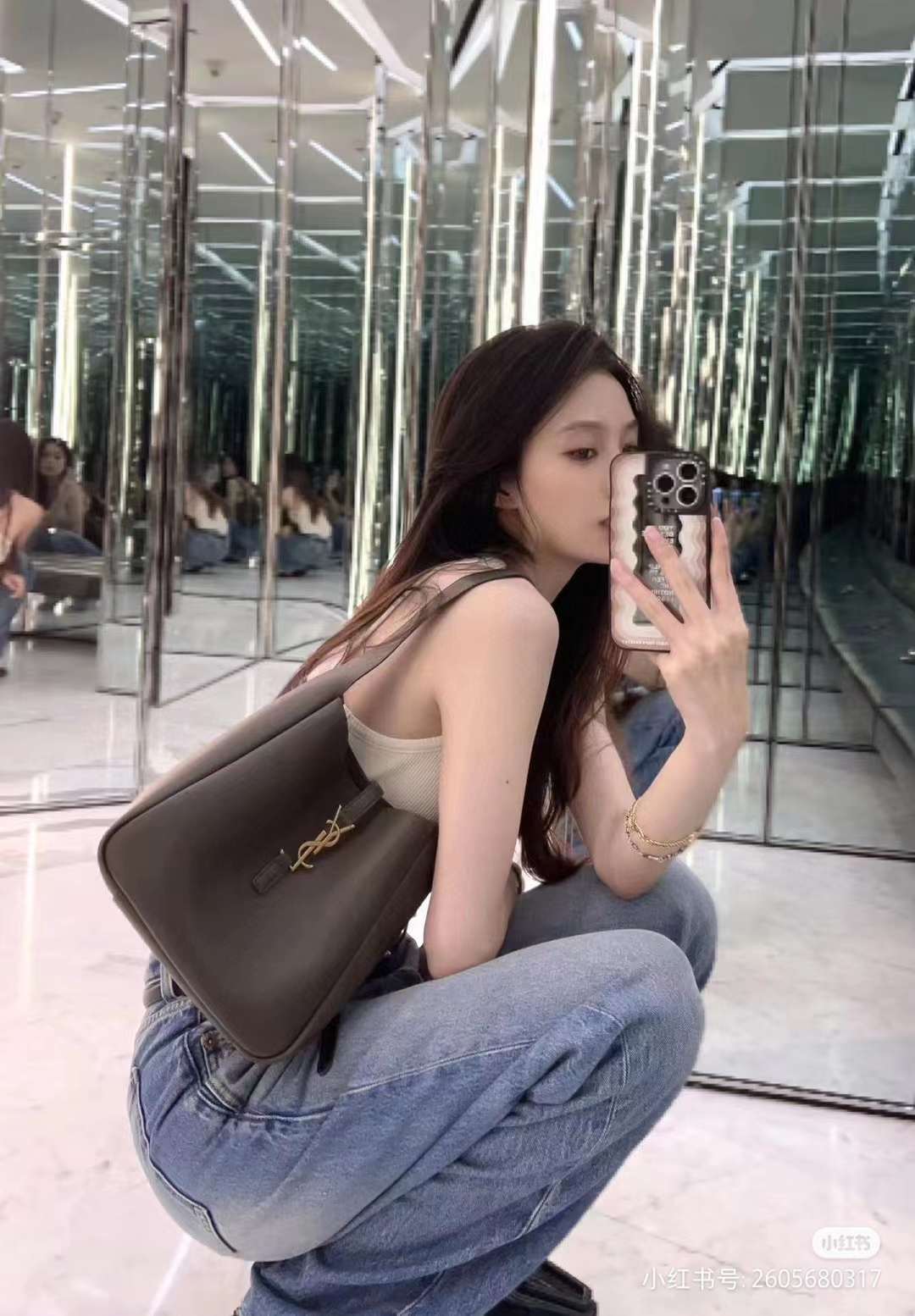 Saint Laurent LE 5 À 7 Hobo Bag view 8