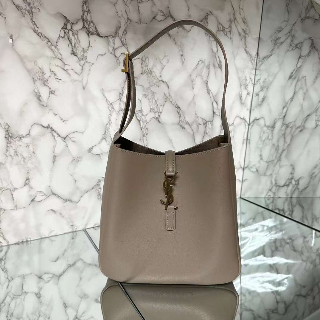 Saint Laurent LE 5 À 7 Hobo Bag view 1