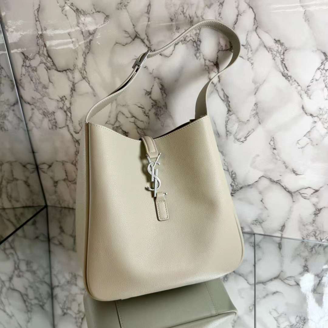 Saint Laurent LE 5 À 7 Hobo Bag view 2