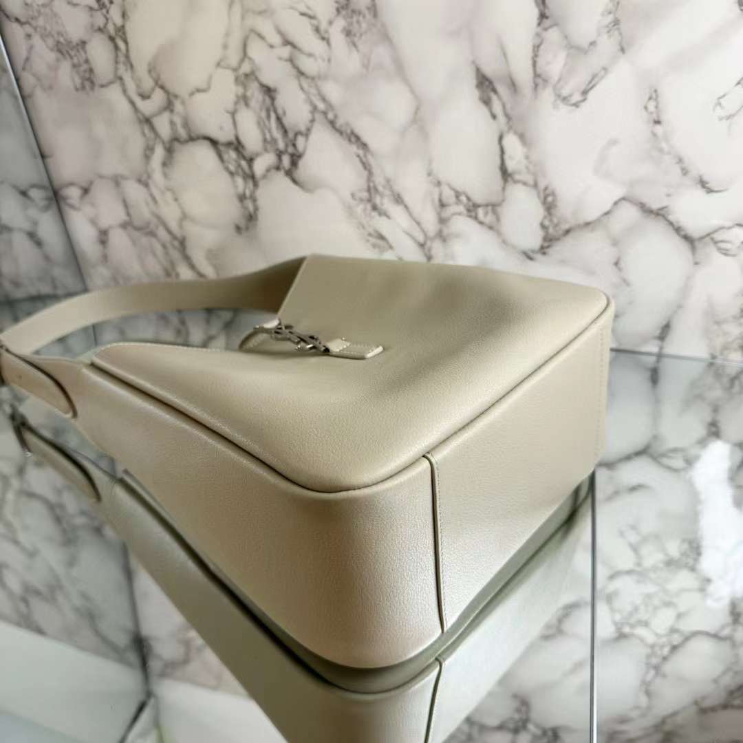 Saint Laurent LE 5 À 7 Hobo Bag view 3