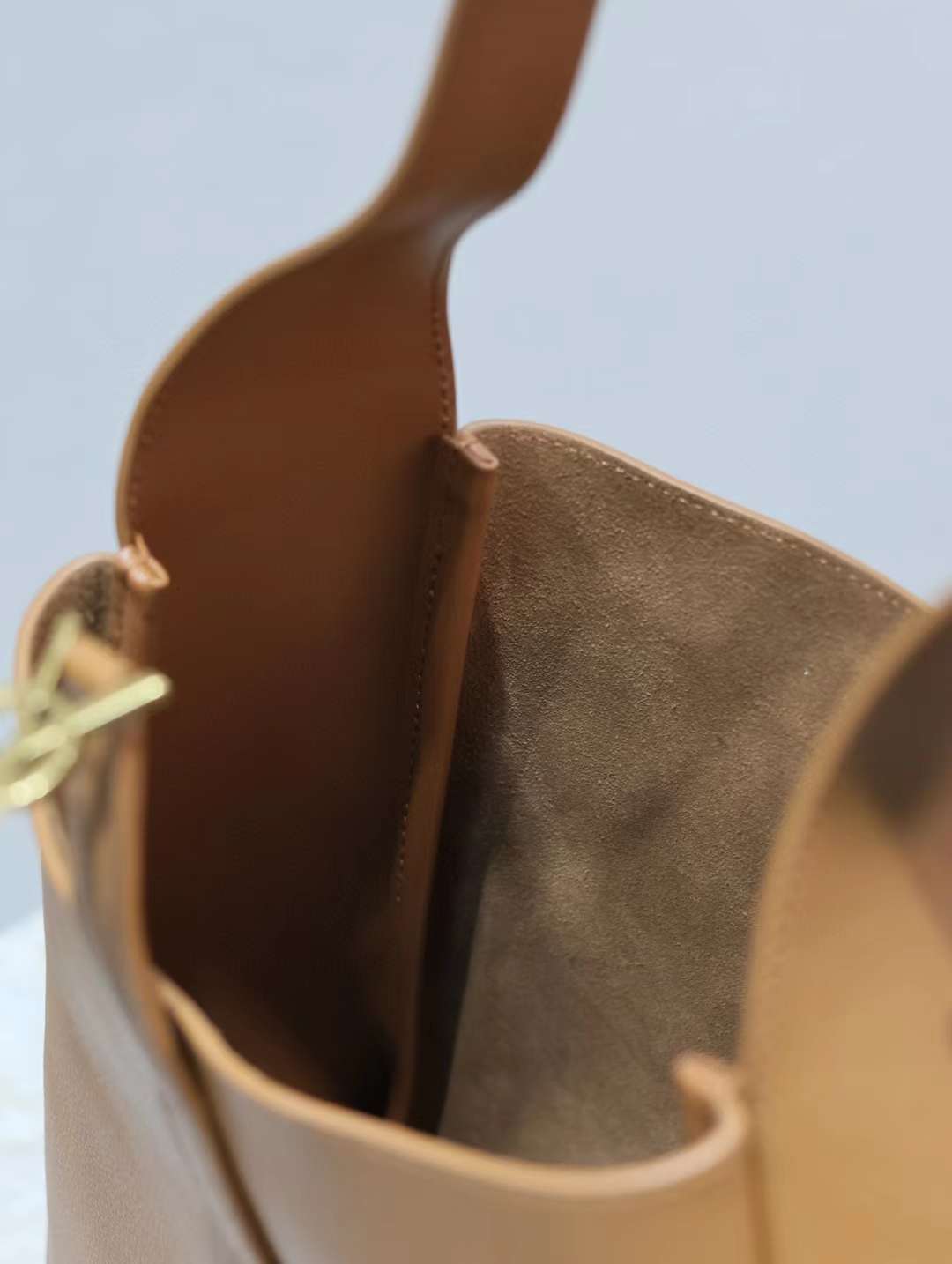Saint Laurent LE 5 À 7 Hobo Bag view 3