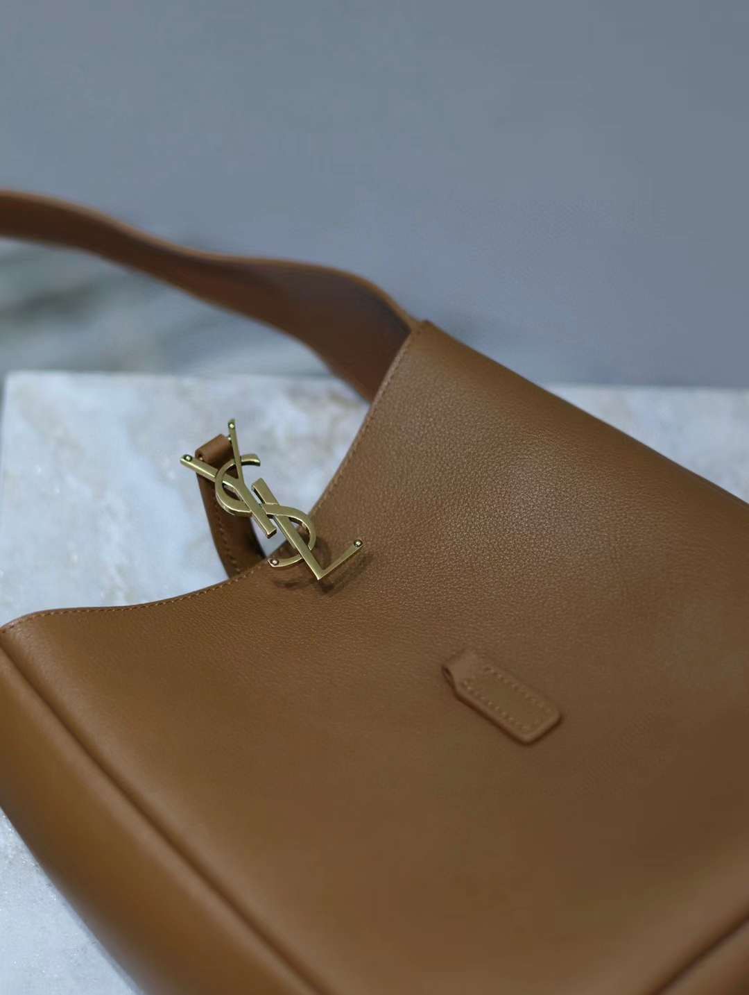 Saint Laurent LE 5 À 7 Hobo Bag view 5