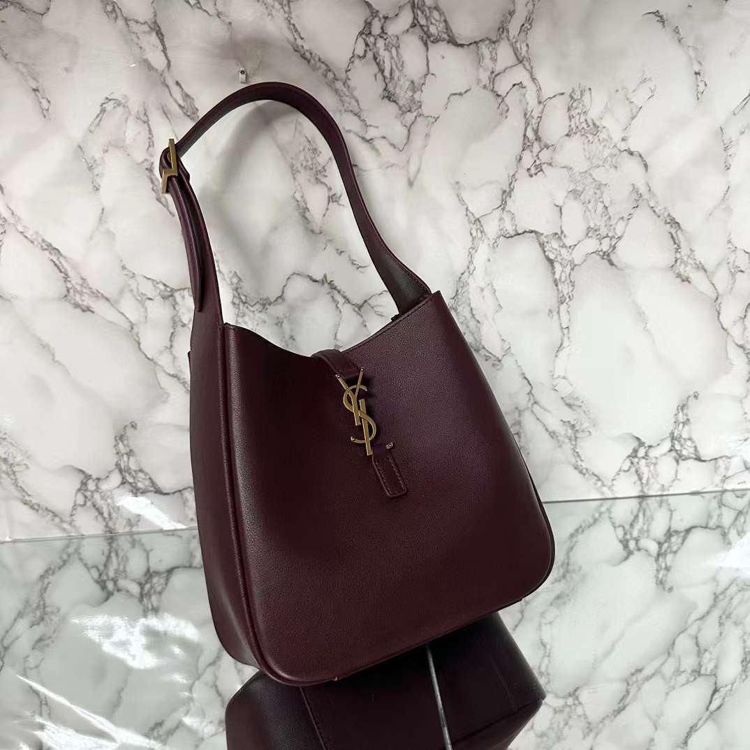 Saint Laurent LE 5 À 7 Hobo Bag view 3