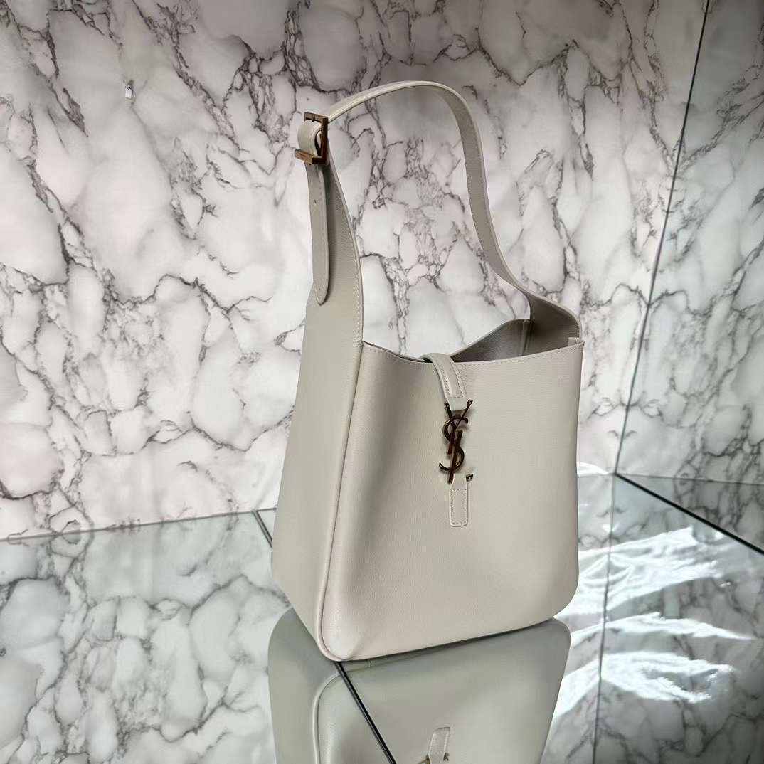 Saint Laurent LE 5 À 7 Hobo Bag view 2
