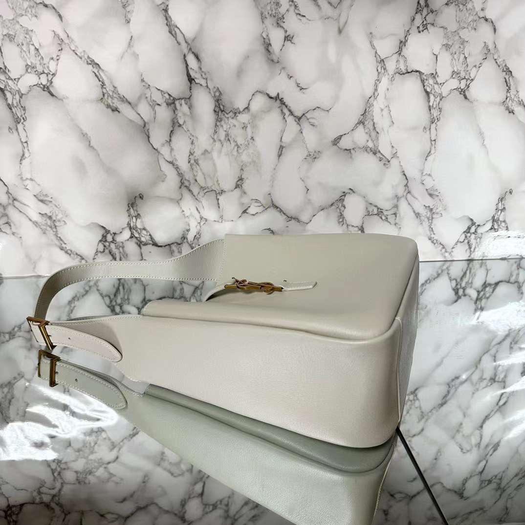 Saint Laurent LE 5 À 7 Hobo Bag view 9