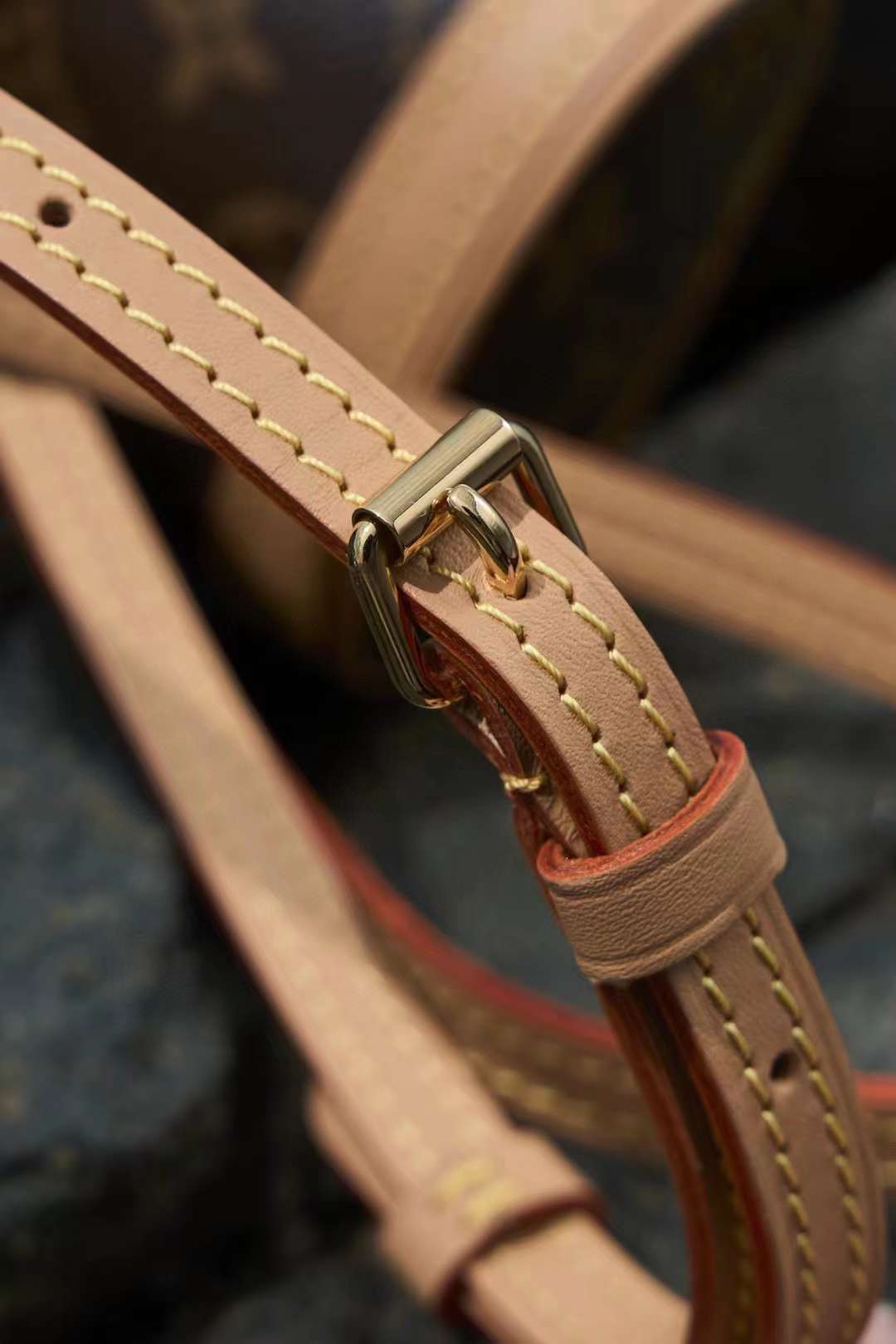 Louis Vuitton Fold Me Bag M80874 view 3