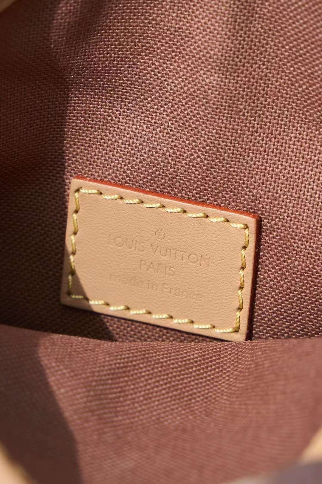 Louis Vuitton Fold Me Bag M80874 view 5