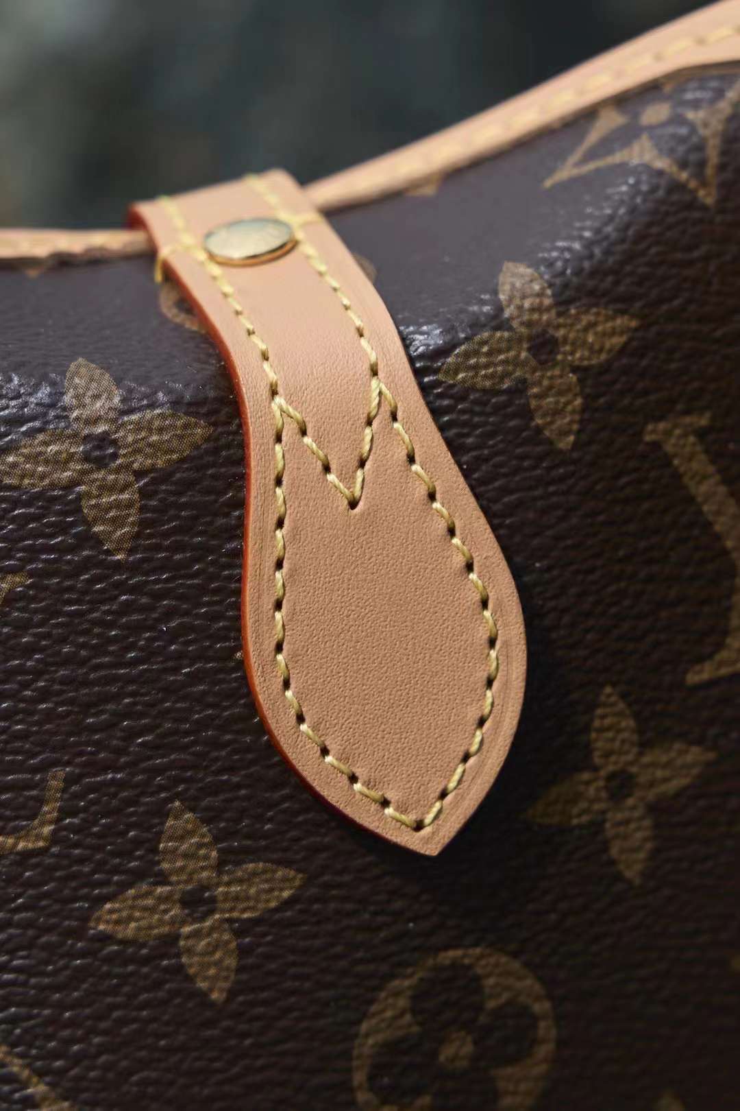 Louis Vuitton Fold Me Bag M80874 view 6