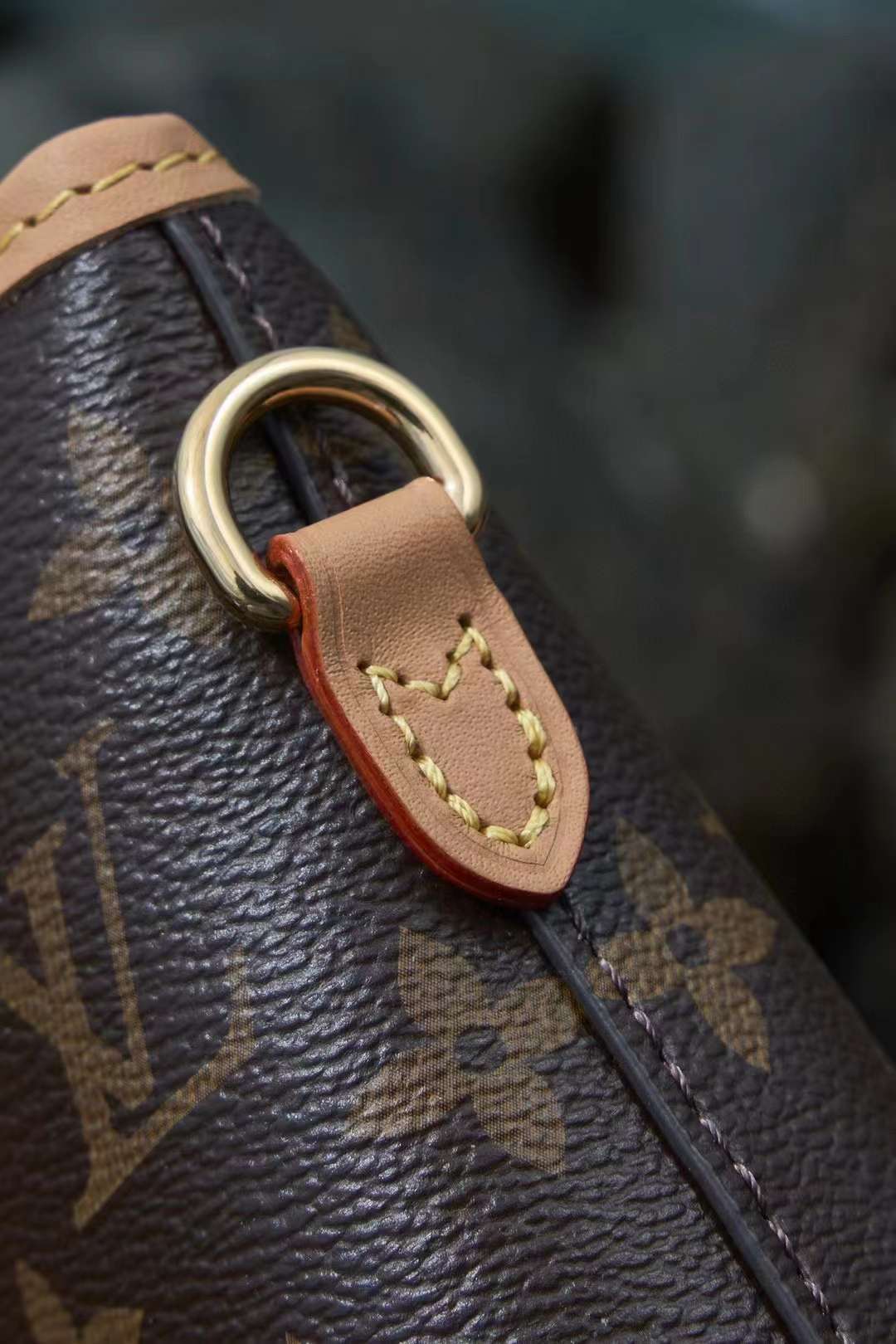 Louis Vuitton Fold Me Bag M80874 view 7