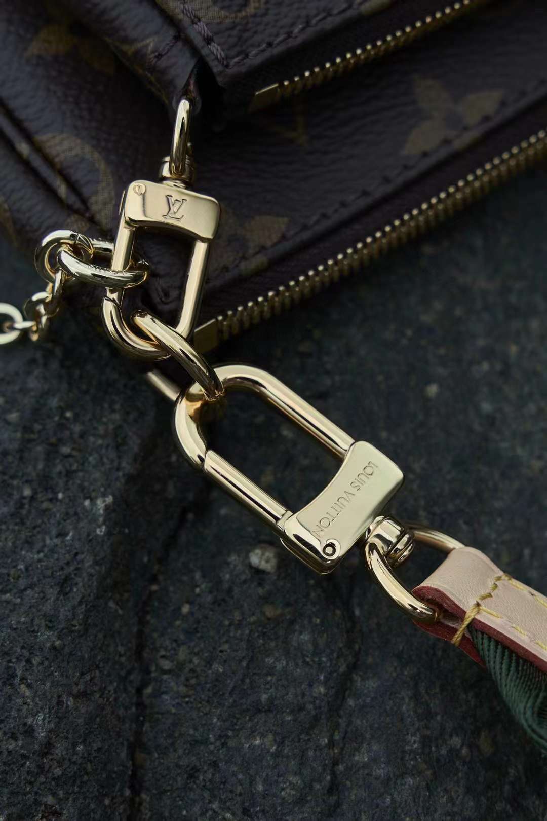 Louis Vuitton Multi Pochette Accessoires Bag M44813/44840 view 7