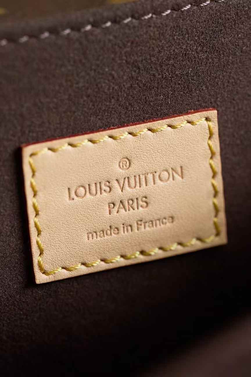 Louis Vuitton Pochette MéTis Bag M44875/44876 view 15